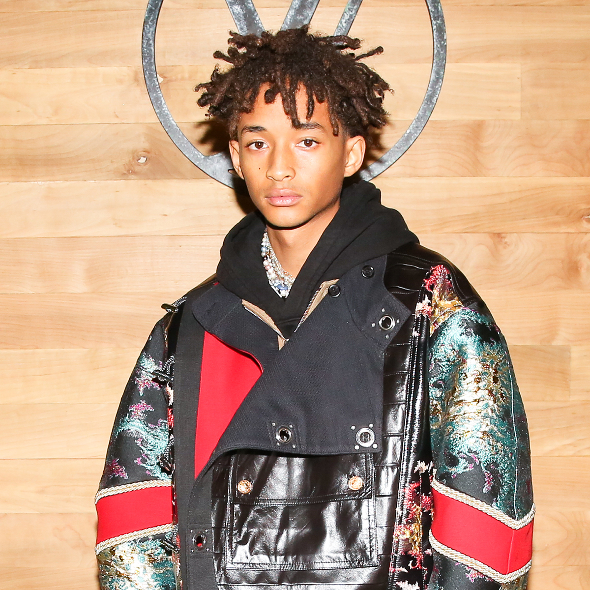 Jaden Smith Shows Off Ripped Muscles In New Shirtless Selfies After