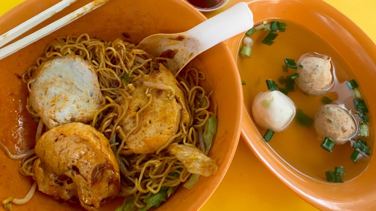 Teochew mee bakso?! What's that?!