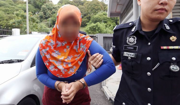 Mother Jailed 75 Years For Forcing Daughters Into Prostitution Nestia 3529