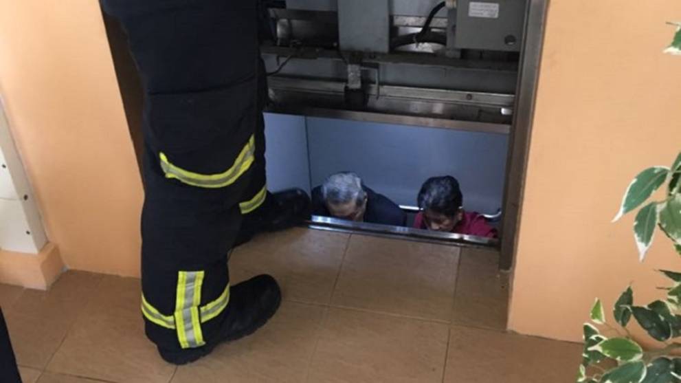 Elderly couple trapped in lift for more than 2 hours in Yishun