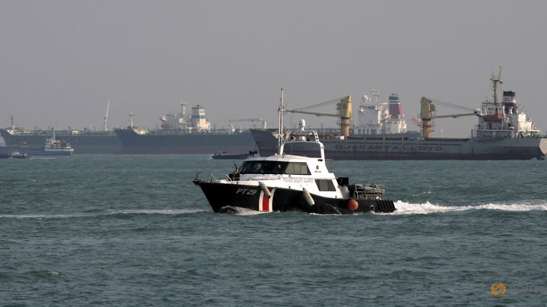 11名印度尼西亚男子涉非法售卖船用轻柴油 被控上法庭