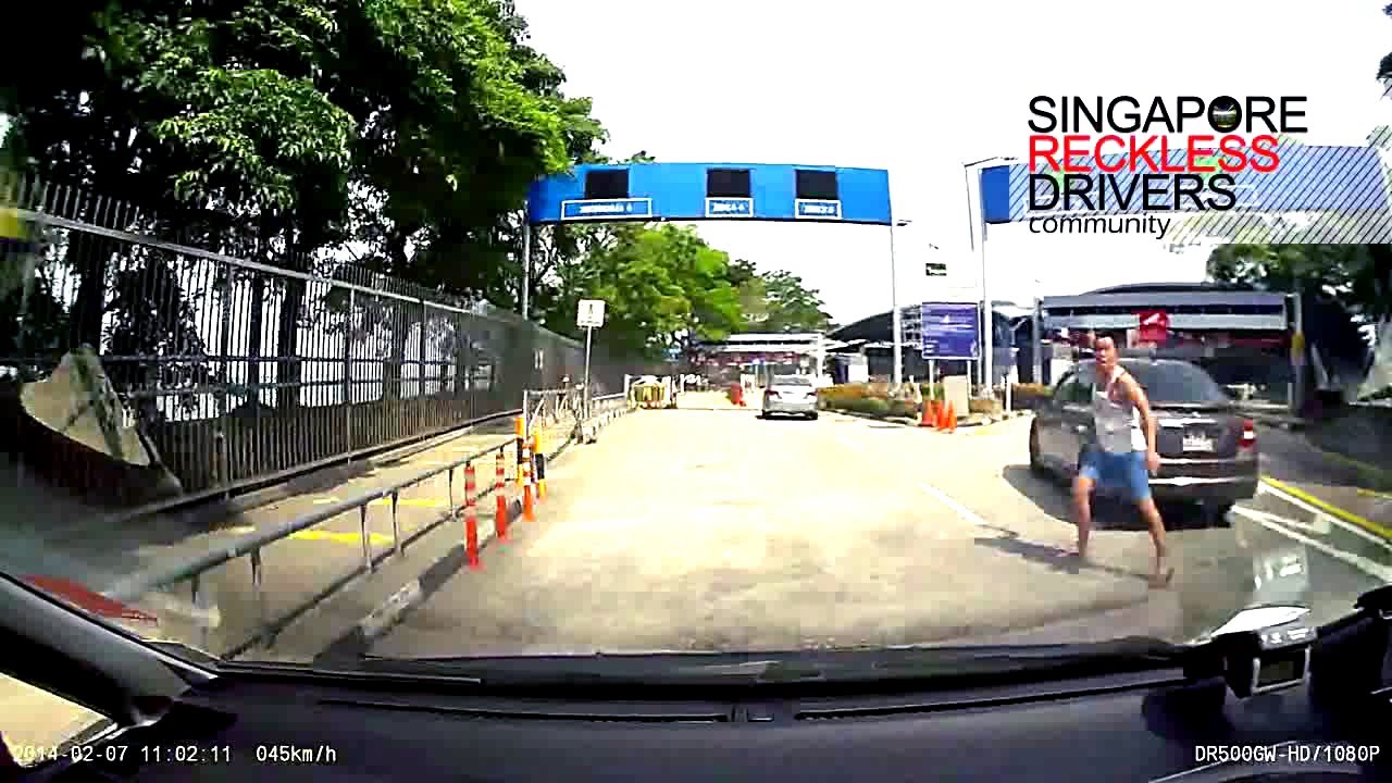 Longest road harassment from SG all the way to Malaysia!