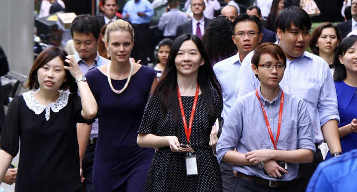 Parliament: Tighter hiring rules after 500 companies found to favour foreigners over locals