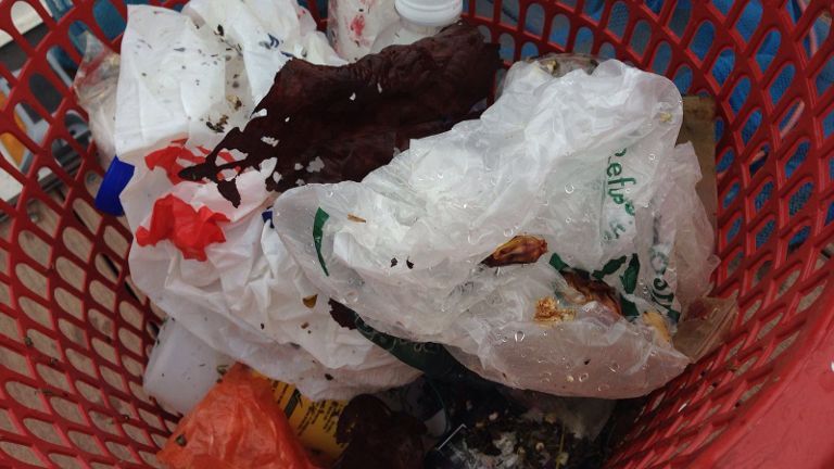 政府不计划征收塑料袋税 将减少使用塑料袋
