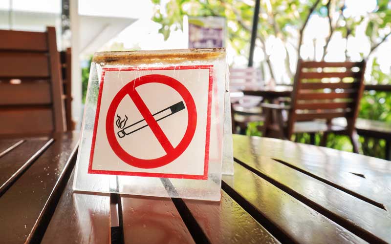 No designated smoking areas allowed in eateries
