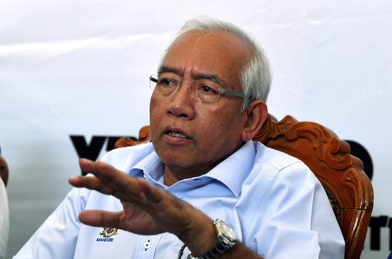 ‘She in a way told me’ to expedite solar hybrid contract, ex-edu minister says in Rosmah’s trial