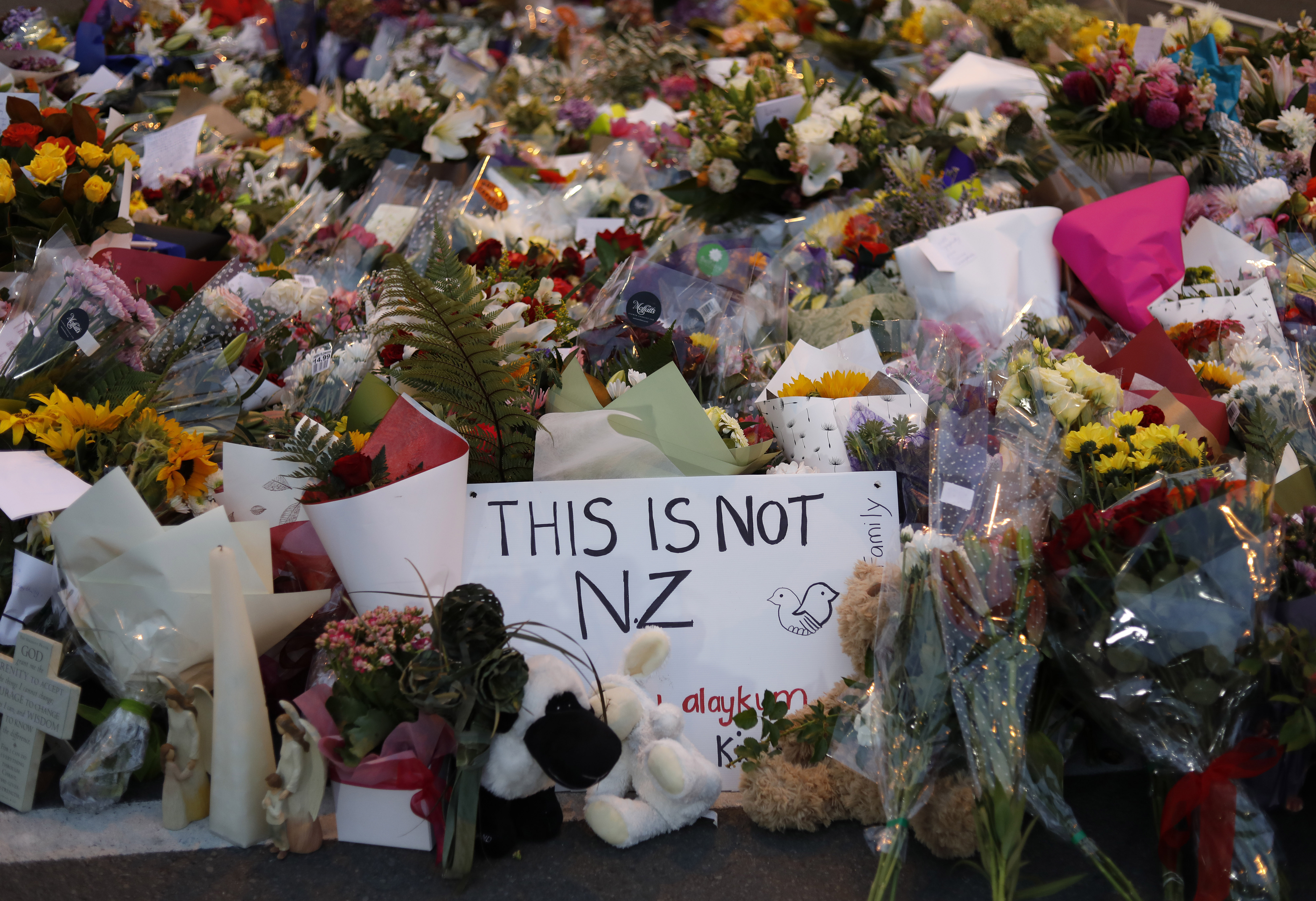 ​PewDiePie Calls For End To 'Subscribe To PewDiePie' Meme Following Terror Attack