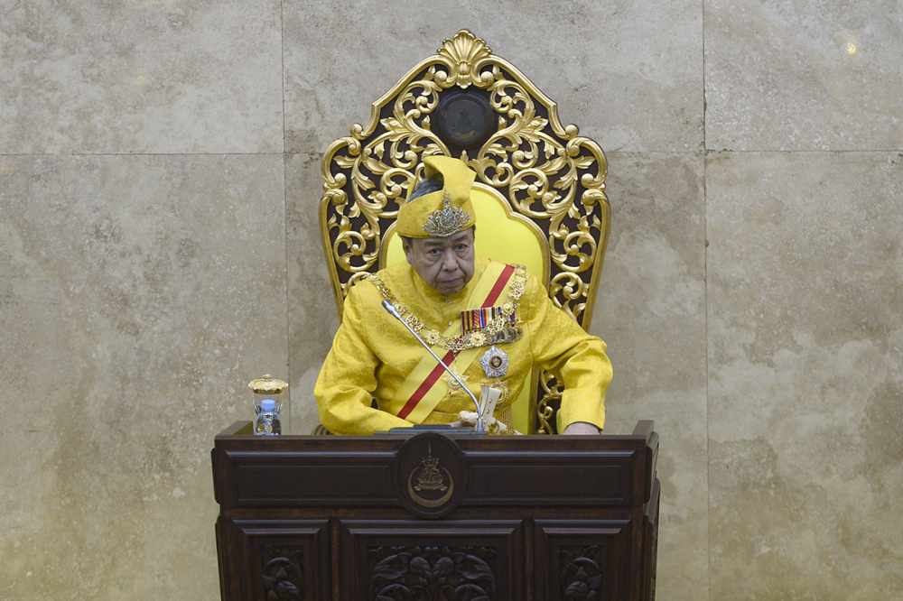 Selangor Sultan disappointed over politicians’ lack of care towards people