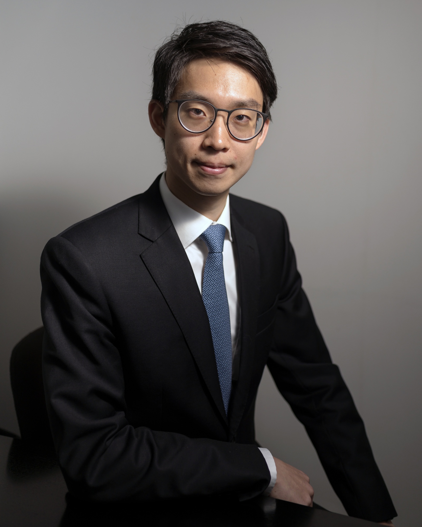 Hong Kong Property Tycoon Gave Away Son's $400m Inheritance