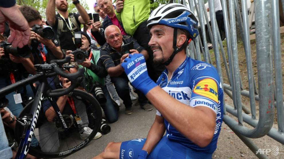 Cycling: Alaphilippe defends Fleche Wallonne title