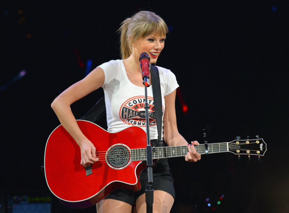 Taylor Swift's style: 15 times the ME! singer dressed herself by her song lyrics