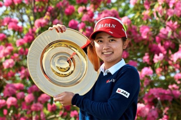 Local Yasuda brings the house down with eight-stroke win