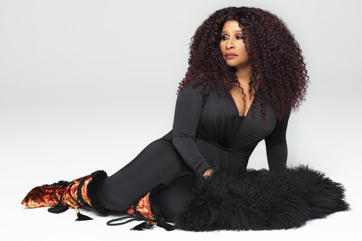 Chaka Khan Doesn’t Have Time For Men Who Criticize Women For Wearing Wigs