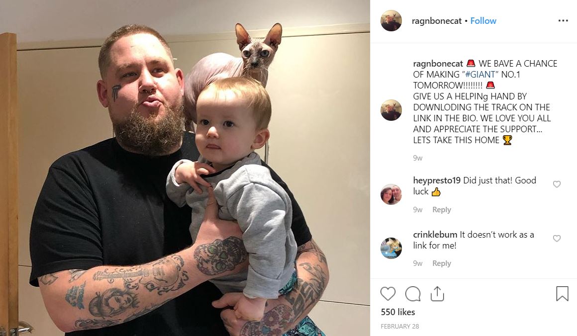 Rag'n'Bone Man Marries Beth Rouy At Registry Office With Everyone Wearing Tracksuits