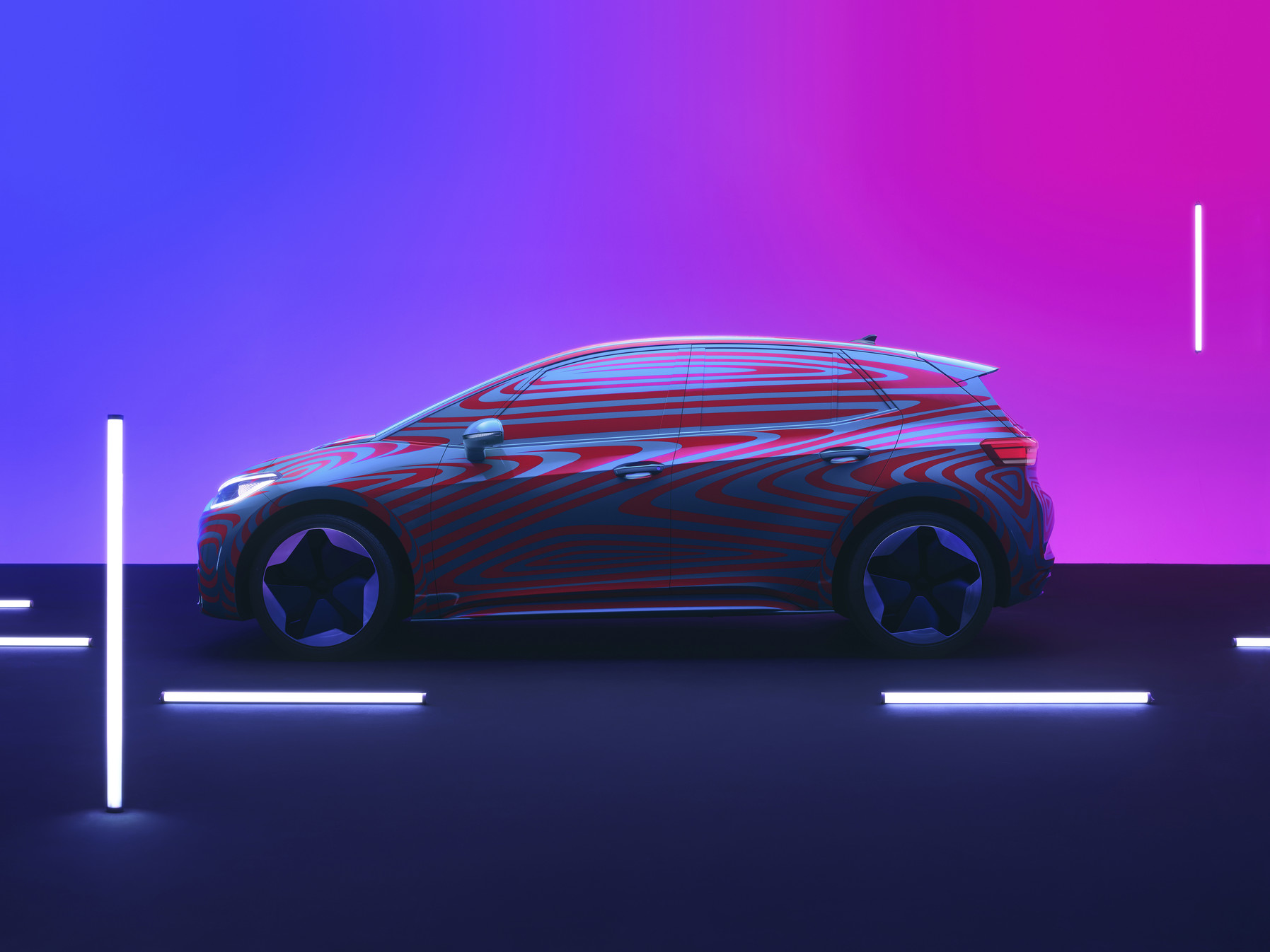 VW’s new electric hatchback receives 10,000 pre-orders in first 24 hours