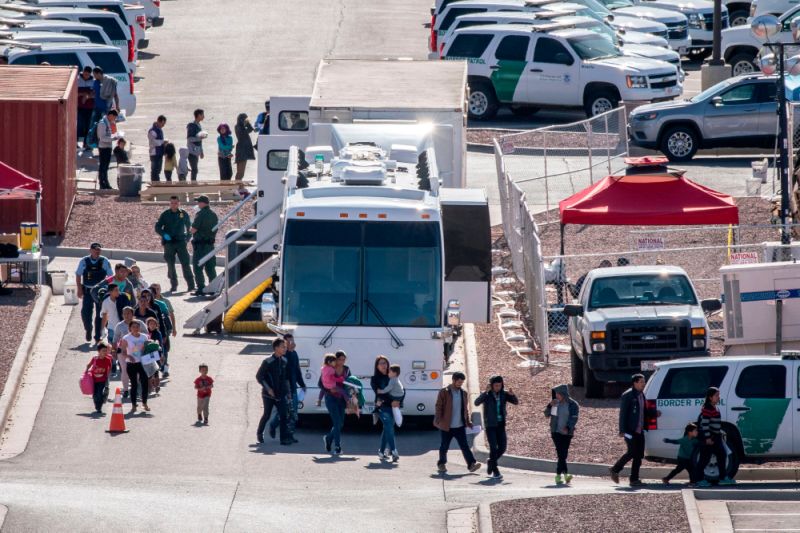 Trump administration is transporting more migrants from border to other U.S. Cities
