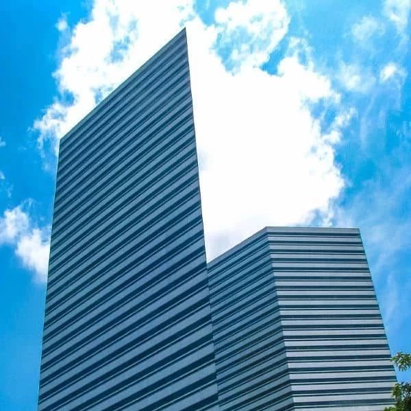 建筑大师贝聿铭102岁逝世！这些新加坡网红建筑都是他设计的！