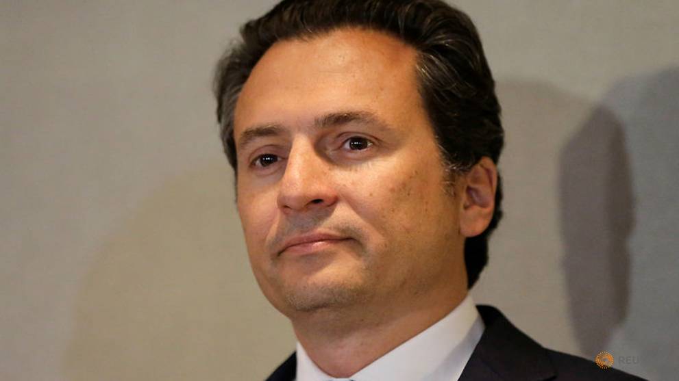 Mexican authorities raid ex-Pemex chief Lozoya's home: lawyer
