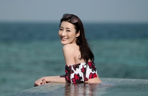 Rosina Lam Returns from Acting Hiatus, Signs with Shaw Brothers
