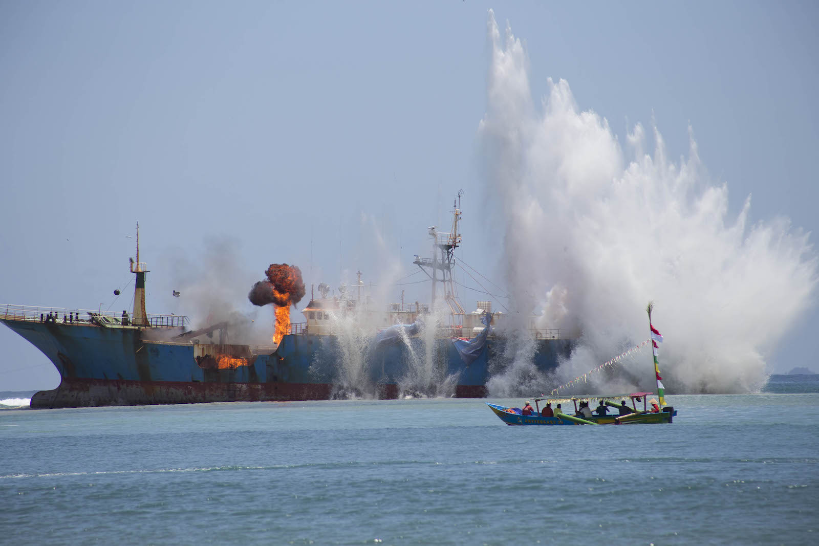 Aloof Indonesia wades into South China Sea fray