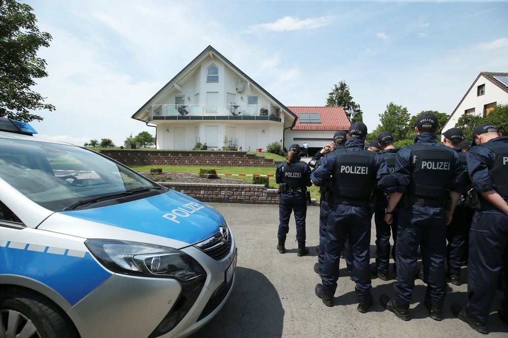 Police investigate apparent murder of German local politician