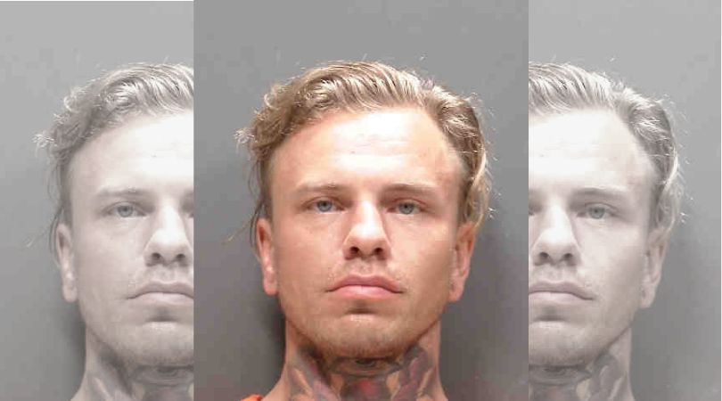 25-Year-old lunatic found naked in chicken coop after manhunt