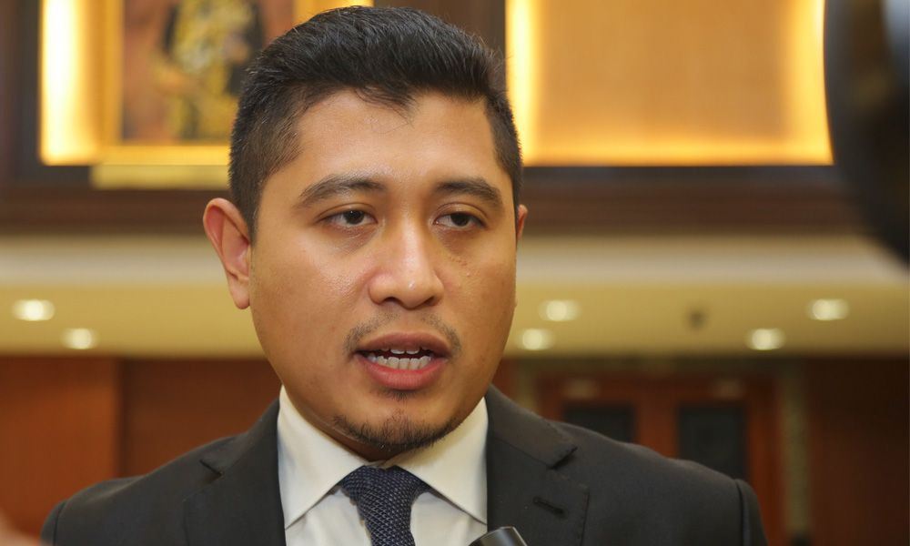 Aide: Azmin replied invitation letter, handpicked state chiefs fear axing
