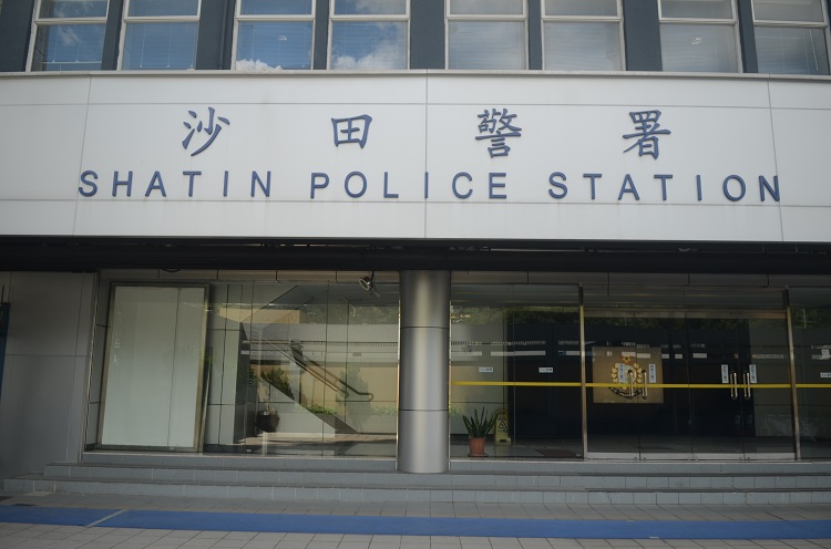 贼人后山潜入屋苑 火炭豪宅失数十万饰物