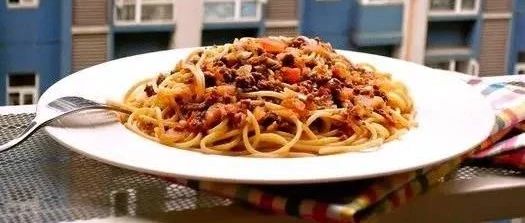 做面条的时候这样卷一卷，立马食欲大增！