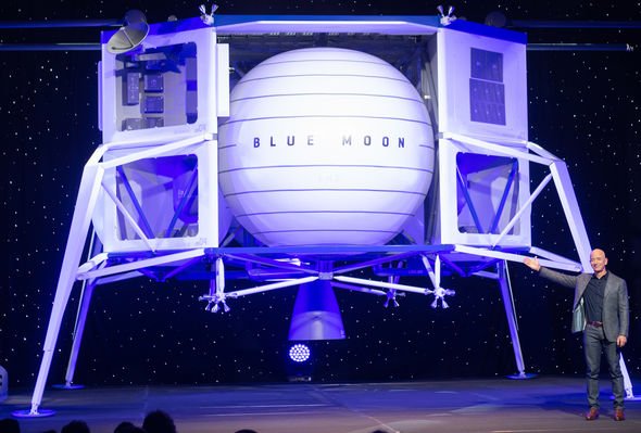 Blue Origin Moon mission: Blue Moon BE-7 rocket engine aces first test