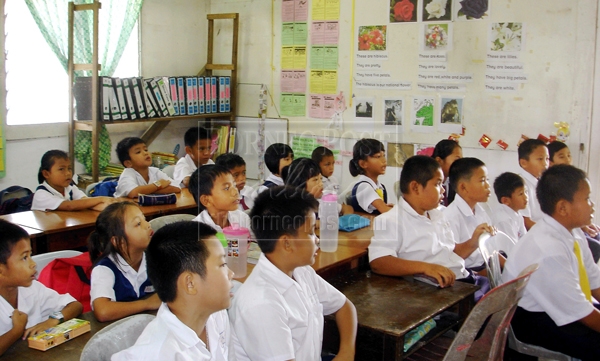 CM: Free school bus service to be launched in Kuching next year