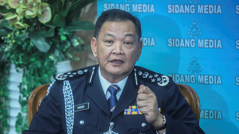 MyKad syndicate: More NRD officers to be detained