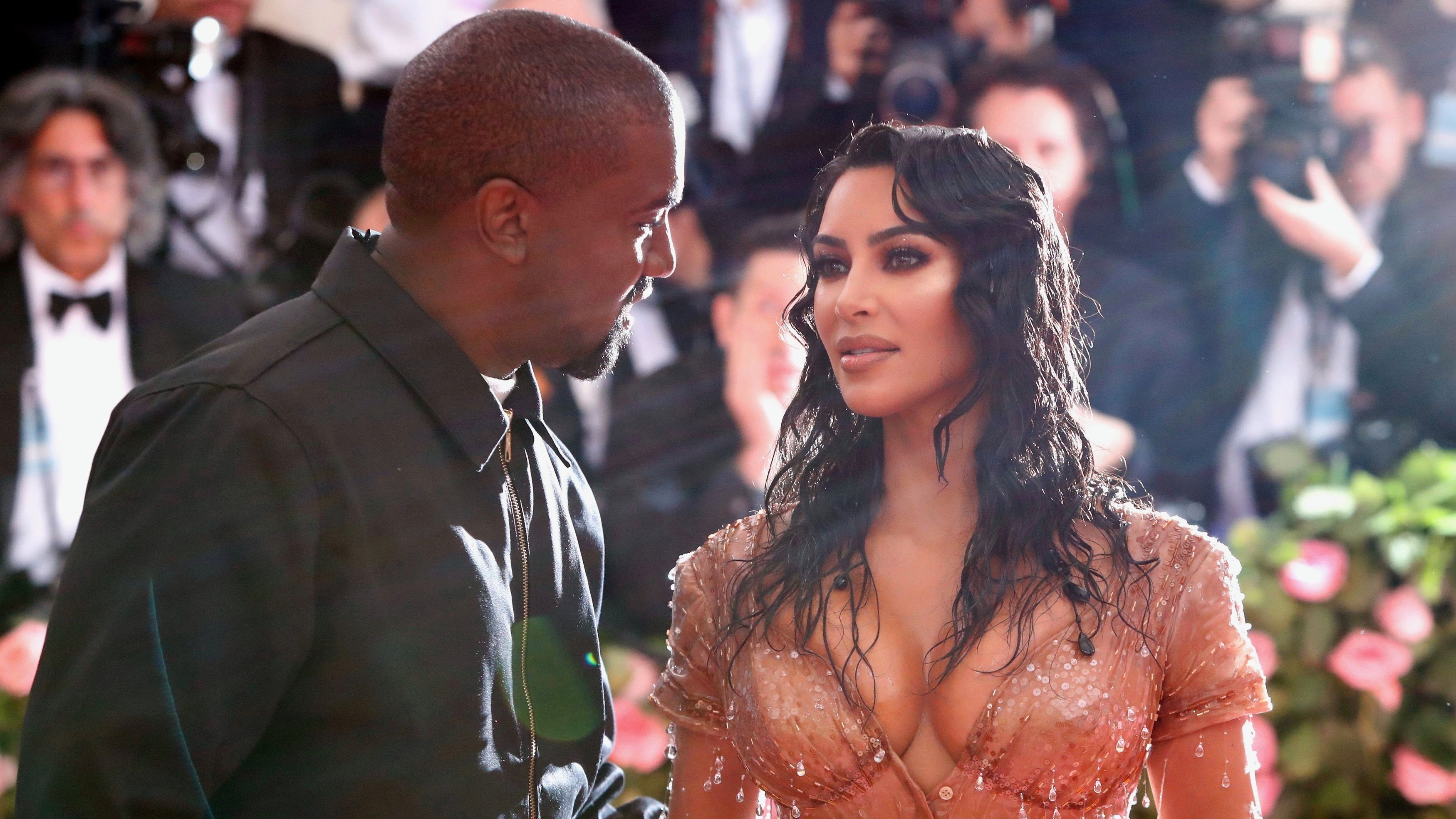 Read the letter from Kyoto’s mayor to Kim Kardashian protesting “Kimono” shapewear