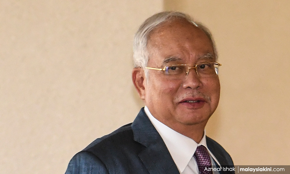 Punish Kit Siang first instead of Rais Hussin, Najib tells PM