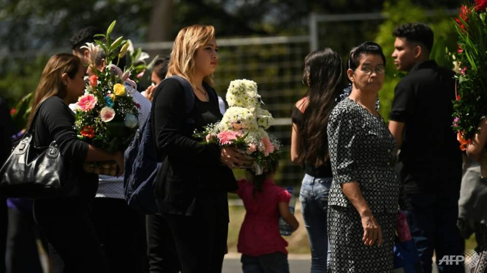 Top US official to meet Salvadoran, Honduran leaders on migration