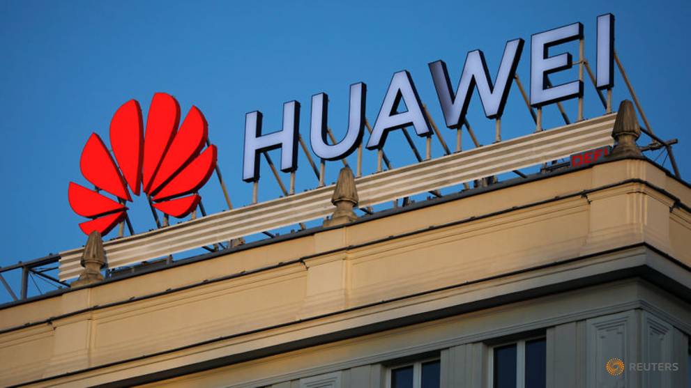 US government staff told to treat Huawei as blacklisted: Email