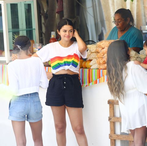 Maid of Honor Selena Gomez Gave Her Cousin the Bachelorette Beach Vacation of Her Dreams
