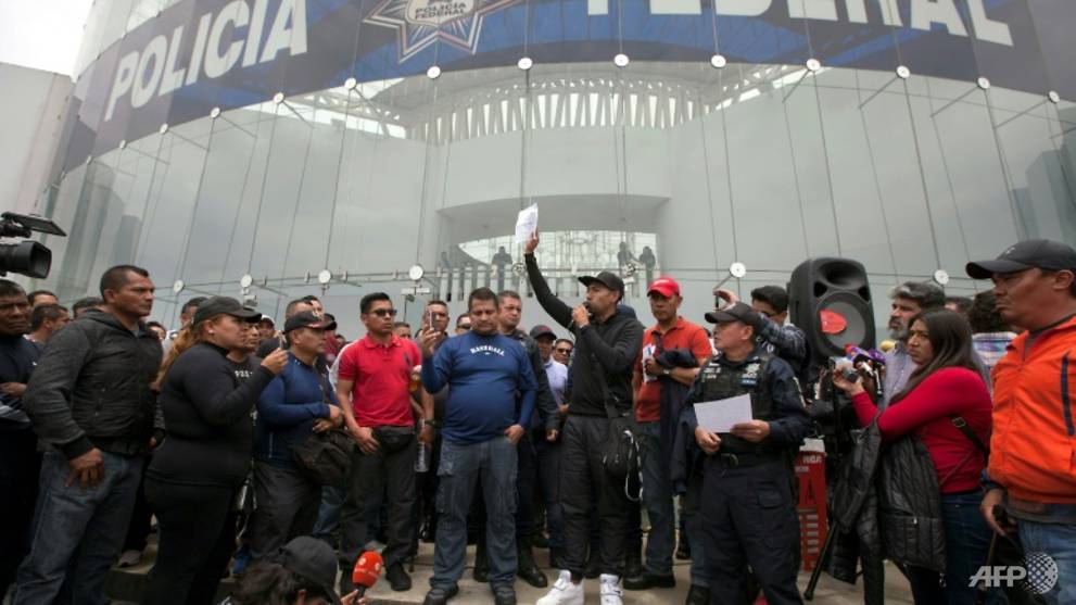 Mexican police protest president's National Guard plan