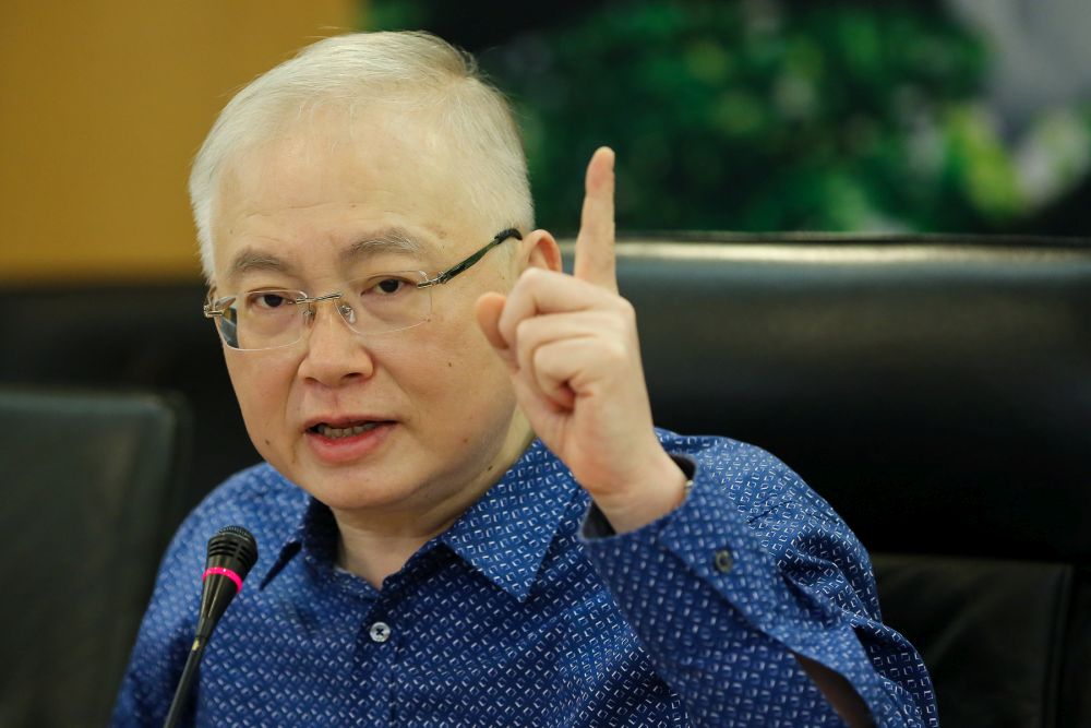Will action be taken against Tourism Minister for breaching electoral law? MCA chief asks EC boss