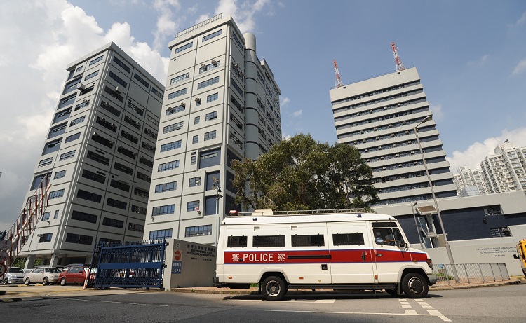 吐露港中年汉倒毙防波堤 证实为失踪人士