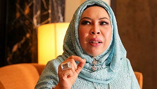 Tycoon’s young daughter gives RM100,000 to settle fake diamond dispute