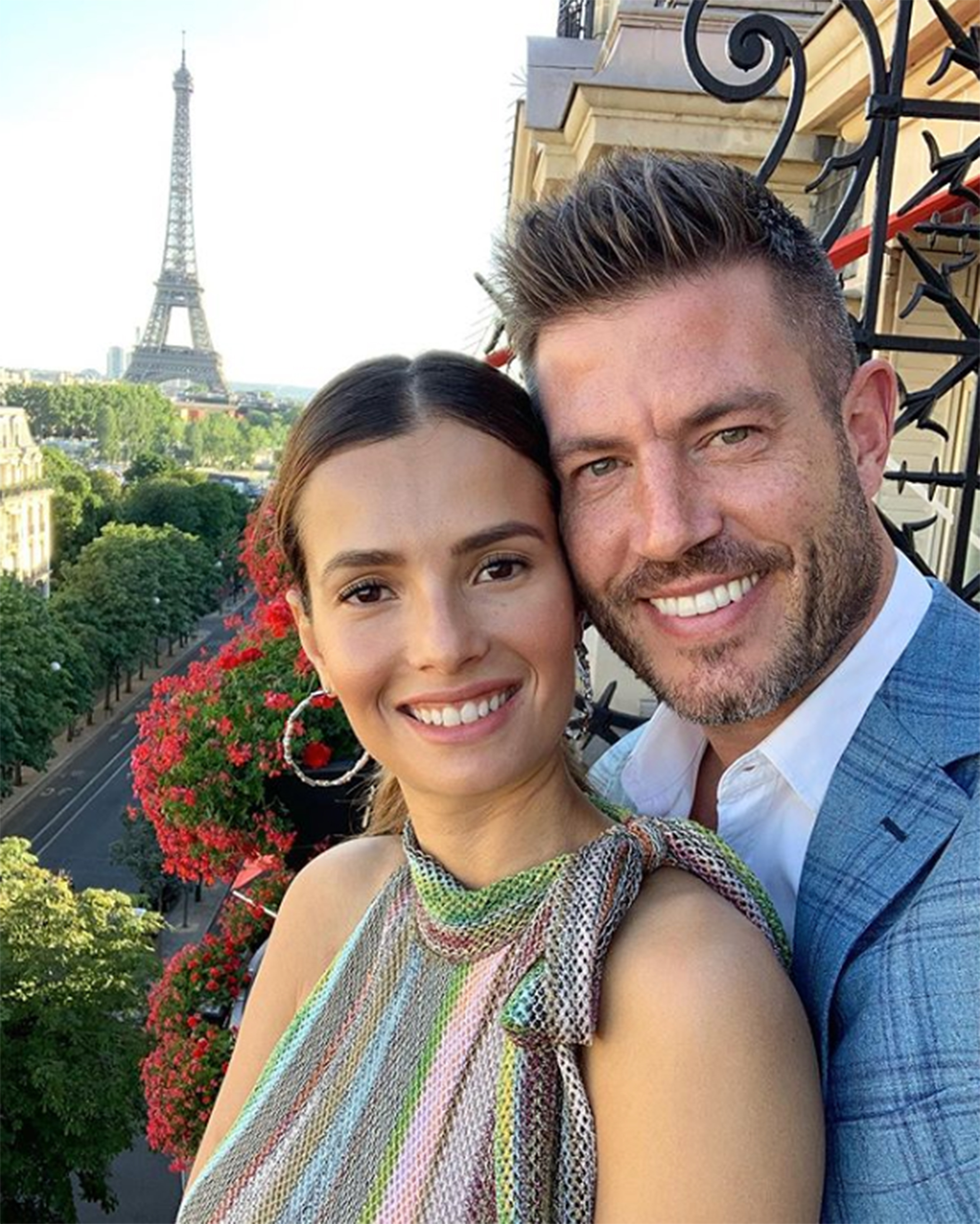The Bachelor's Jesse Palmer Engaged to Model Emely Fardo: 'I'm Head Over Heels for Her'