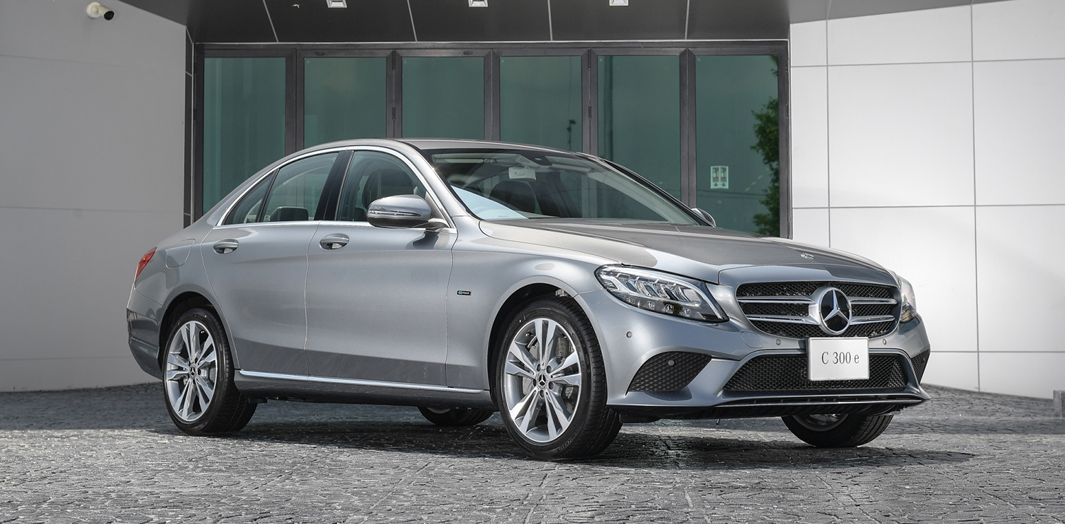 2019 Mercedes-Benz C300e plug-in hybrid: Thai prices and specs
