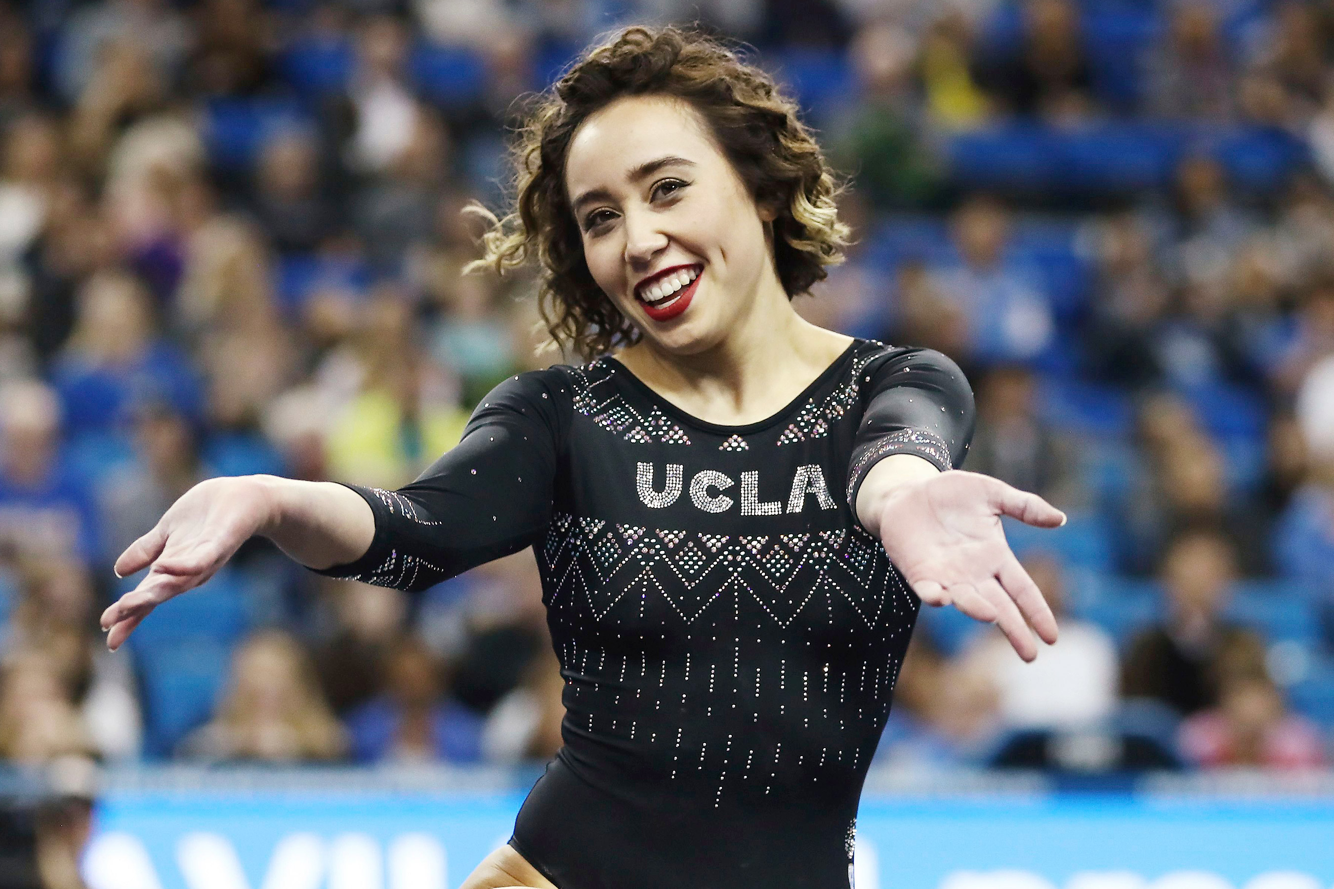 Viral UCLA Gymnast Katelyn Ohashi Does Handstand (in Heels!) on ESPYS Red Carpet