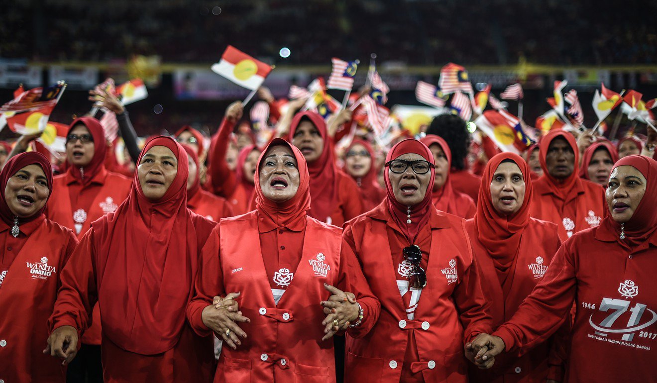 Mahathir Mohamad tells Malay-Muslims to ‘work harder’