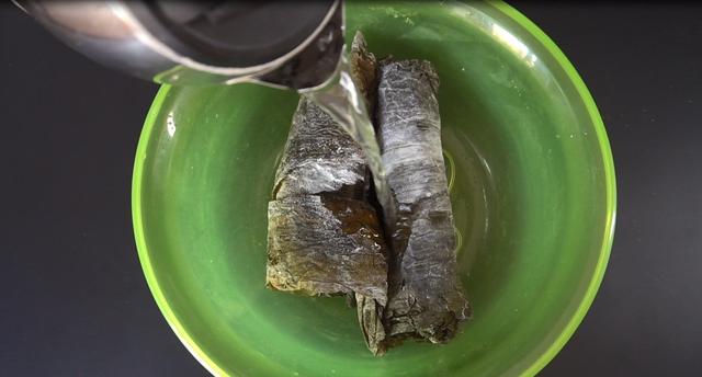 又干又硬的海带，能直接用水泡发吗？做错了的人，把营养都浪费了