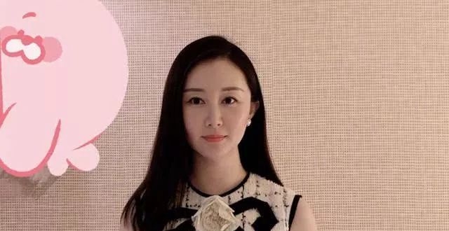 舒畅近照曝光，面部僵硬、下巴变尖，是整容还是美颜过度？