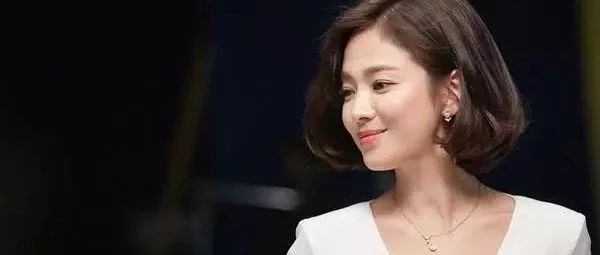 宋慧乔离婚后竟然性情突变？浓妆艳抹深V直接开到腰！