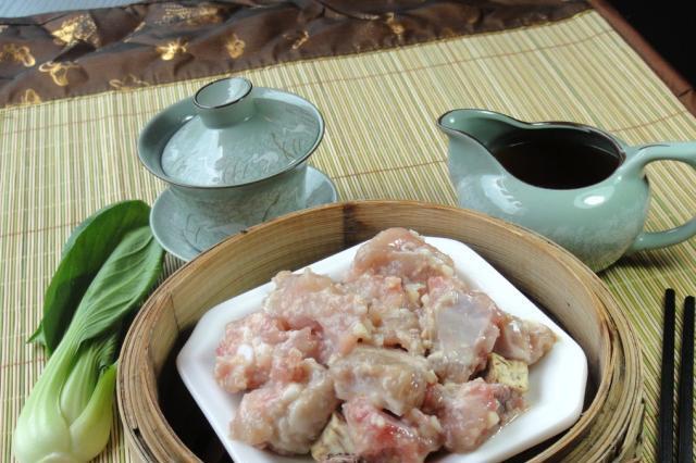 芋头烧排骨，营养美味还是瘦身美食哦！
