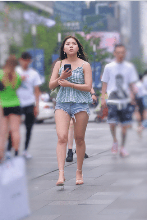 街拍：对于这种微胖的女生你怎么看